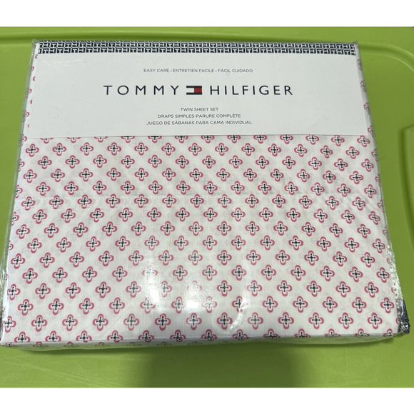 New Tommy Hilfiger Twin Sheets White Pink Black - Picture 2 of 4
